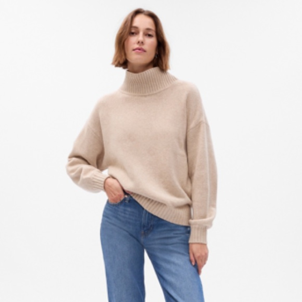 NWT Gap CashSoft Mockneck sweater